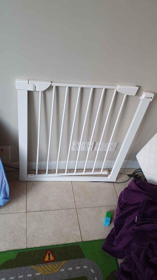 cuggl baby gate